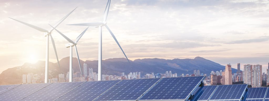Panneaux solaires et éoliennes